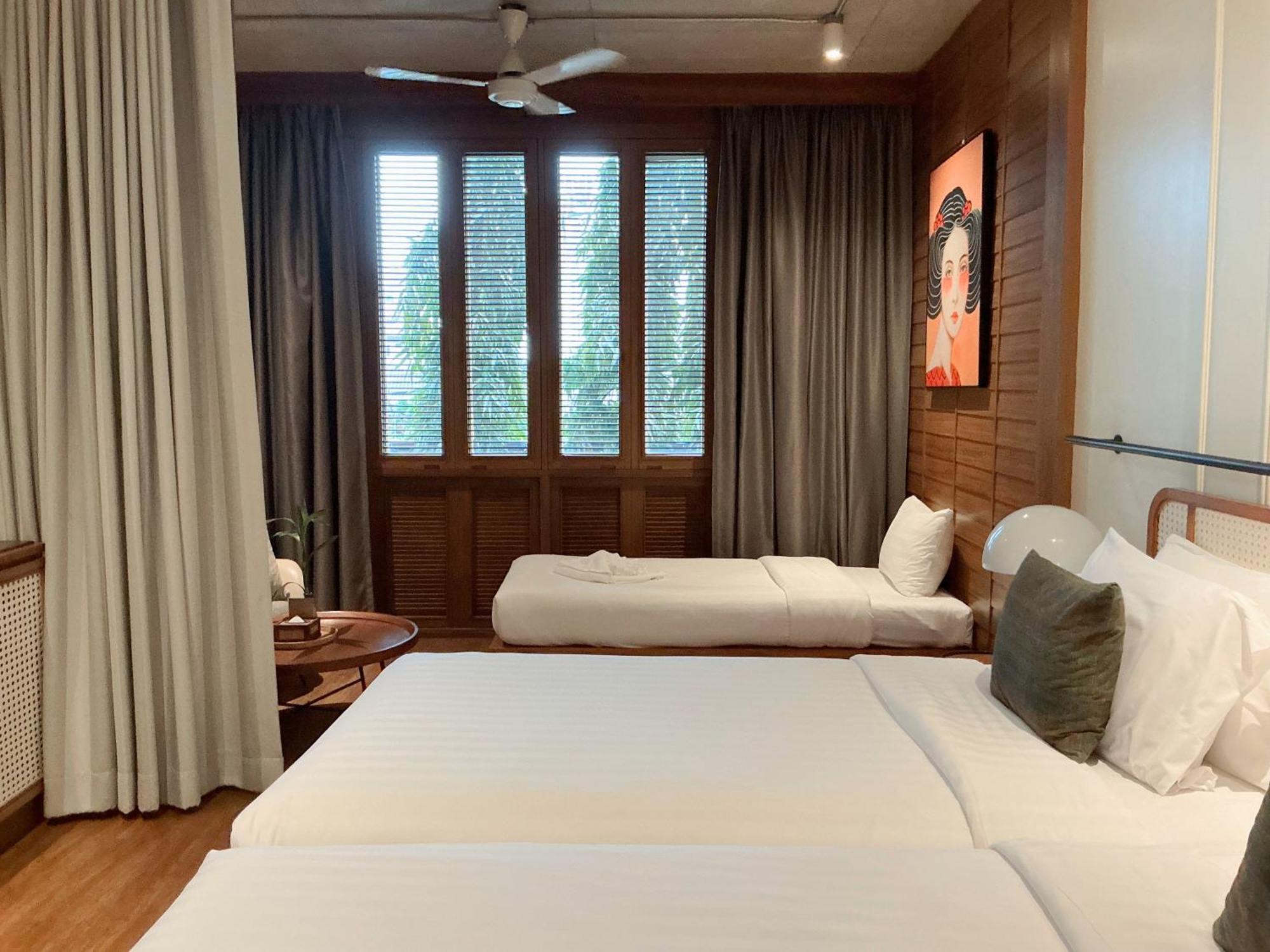 Loy Hotel 4*